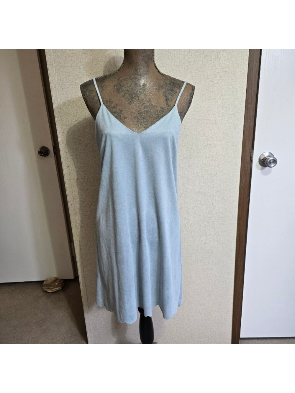 Mystree Small Sleeveless Light Blue Slip Dress Adjustable Straps Scalloped Hem - Picture 1 of 5